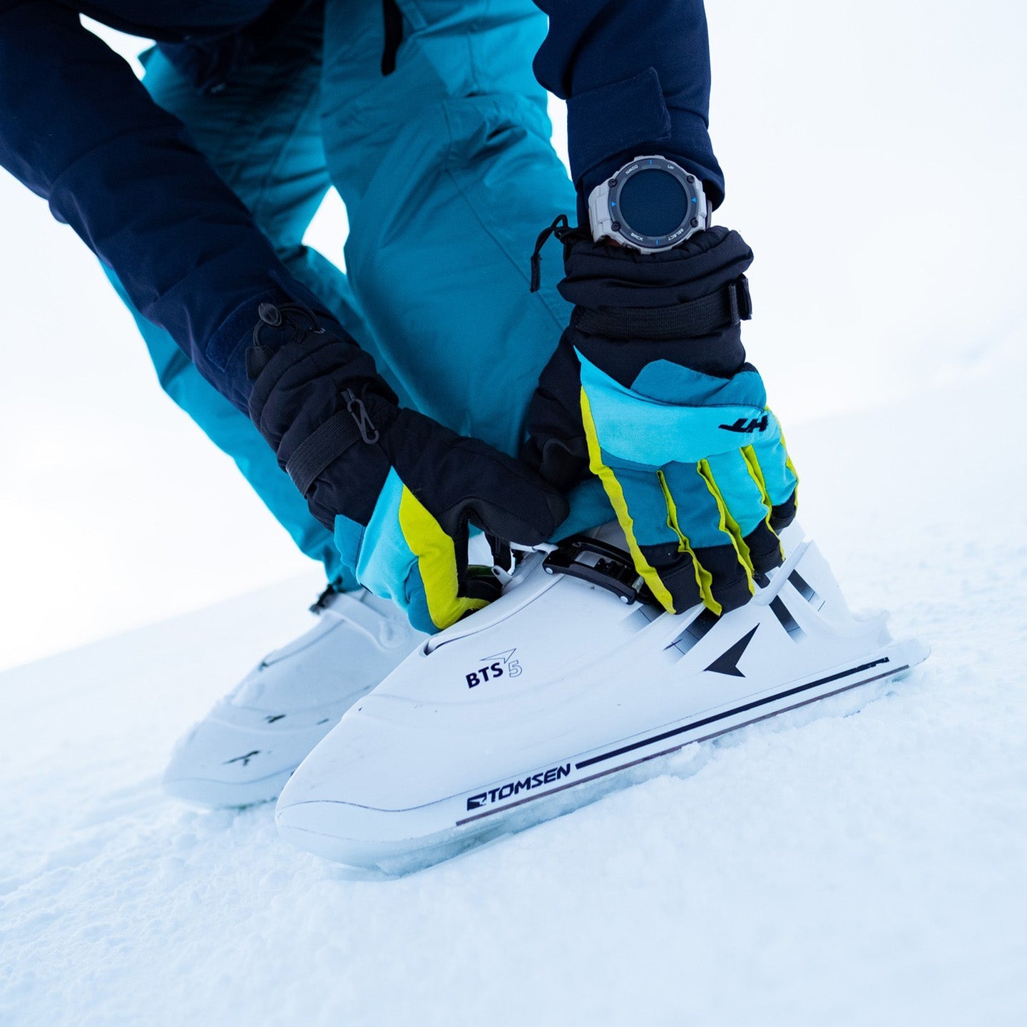 Novaskis vs Skis: What Changes on Snow?